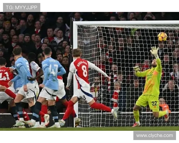 拉亚鲁莽出击致阿森纳惨痛崩盘